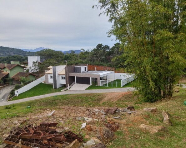 Terreno em condomínio de alto padrão em Santo Antônio de Lisboa em Florianópolis