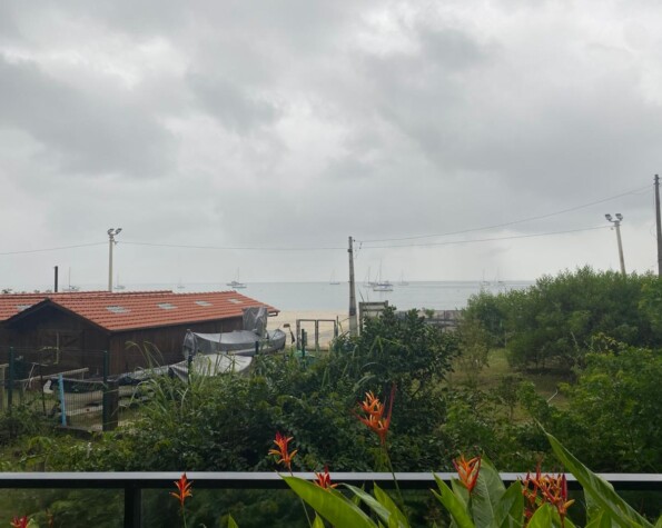 Apartamento Frente Mar em Jurerê no condomínio Gênova Residenza unidade 102