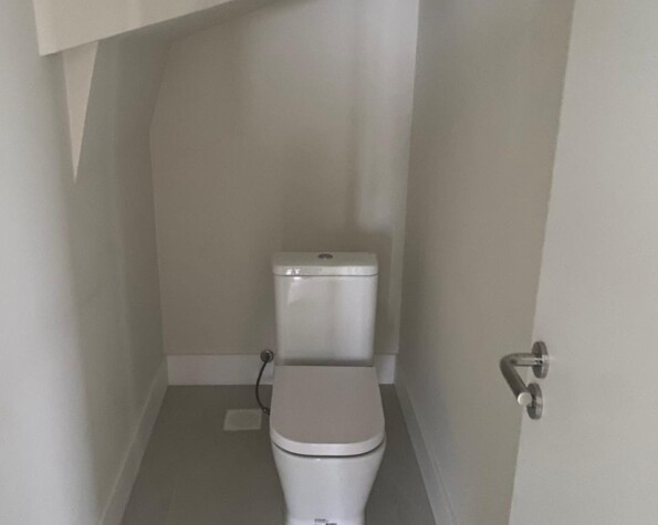 Apartamento Frente Mar em Jurerê no condomínio Gênova Residenza unidade 102