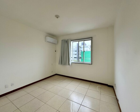 Apartamento 2 dormitórios à Venda – Abraão em Coqueiros – Florianópolis/SC