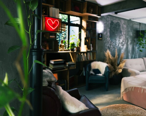 Casa Brutalista Exclusiva em Jurerê Internacional – A Casa do Cineasta