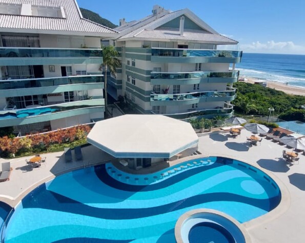 Cobertura Pé na Areia na Praia Brava — 288 m² Privativos | Alto Potencial de Valorização