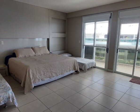 Cobertura Pé na Areia na Praia Brava — 288 m² Privativos | Alto Potencial de Valorização