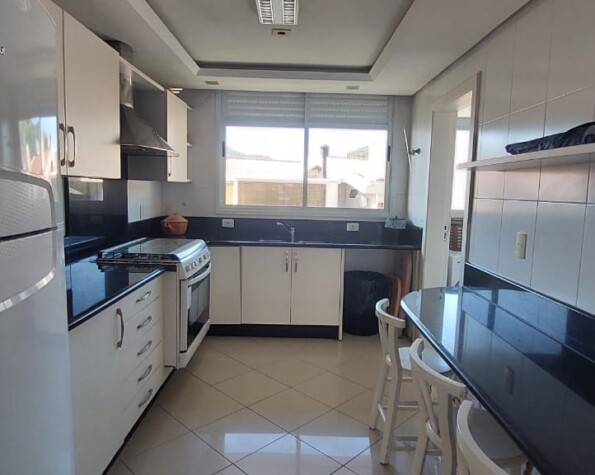 Cobertura Pé na Areia na Praia Brava — 288 m² Privativos | Alto Potencial de Valorização